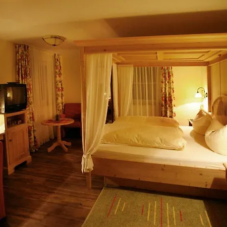 Hotel Landgasthof Hubertus - Braugasthof Und Wellnesshotel Im Allgäu